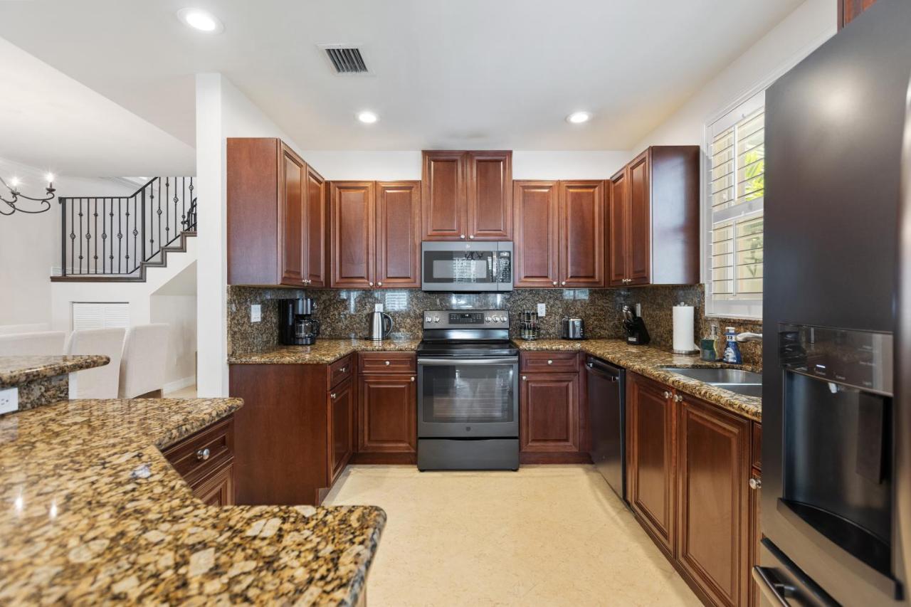 Luxury Spanish Villa 4 Bedroom 4 Bathroom Pool Sunny Isles North Miami Beach Exterior photo