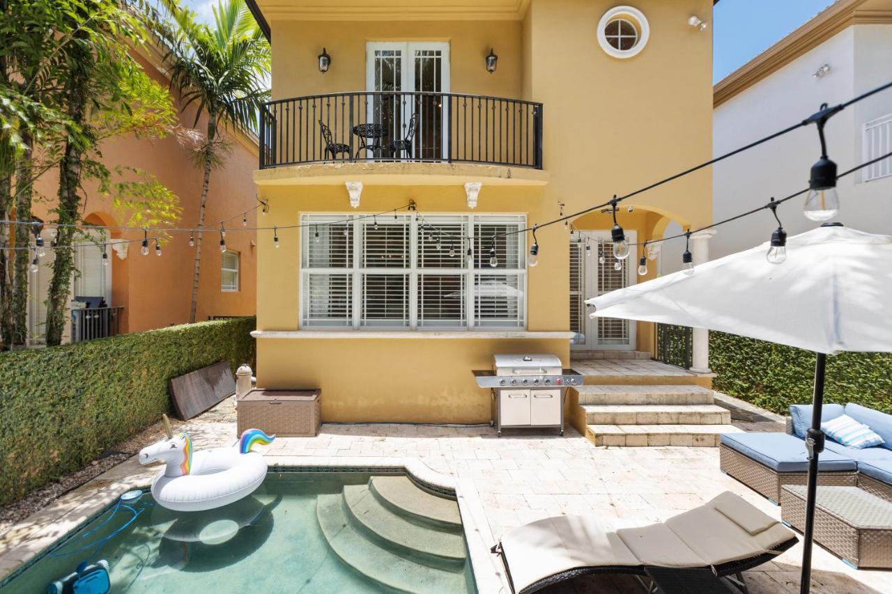 Luxury Spanish Villa 4 Bedroom 4 Bathroom Pool Sunny Isles North Miami Beach Exterior photo
